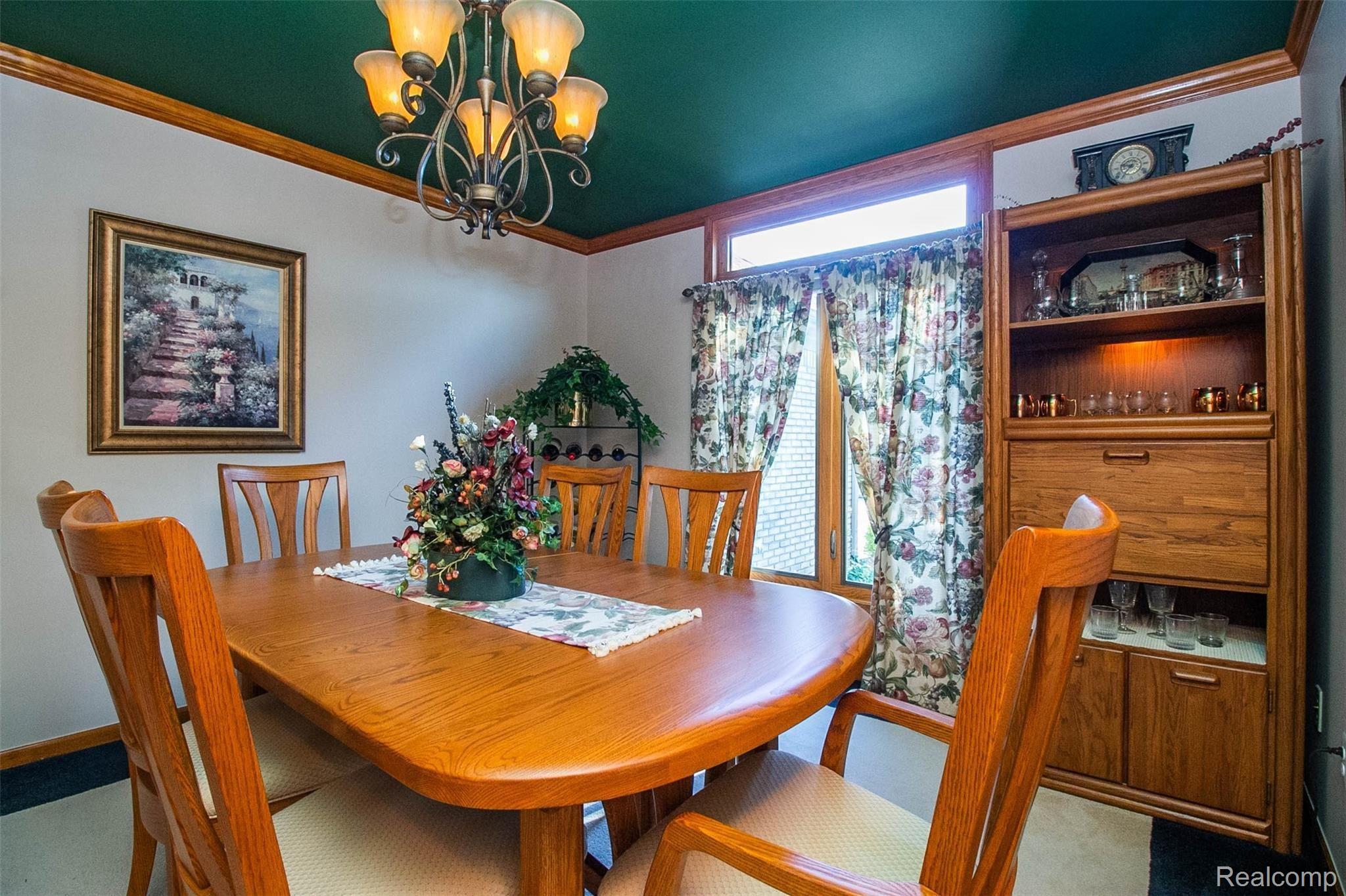 46738 West Ridge Drive Macomb, MI 48044 - Photo 8 of 54 9.jpg