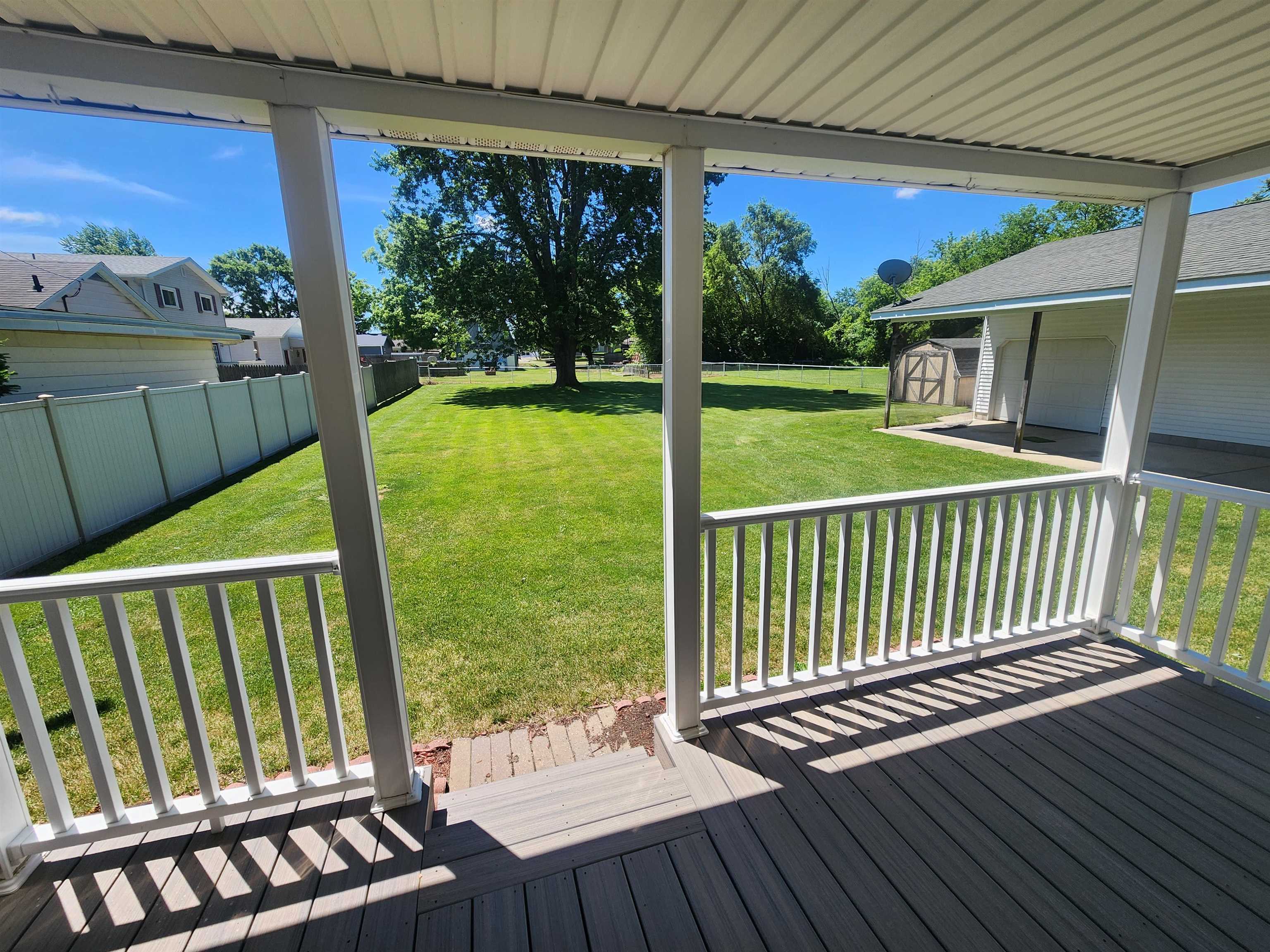416 39th Street Bay City, MI 48708 - Photo 5 of 30