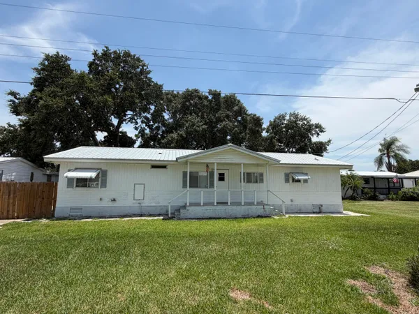 $2,000 | 3212 Southeast 24th Street, Okeechobee, FL 34974