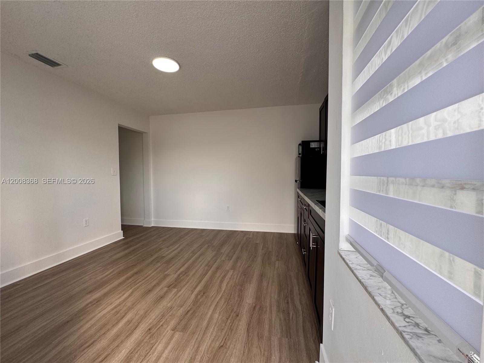 3632 Southwest 87th Avenue Miami, FL 33165 - Photo 5 of 6