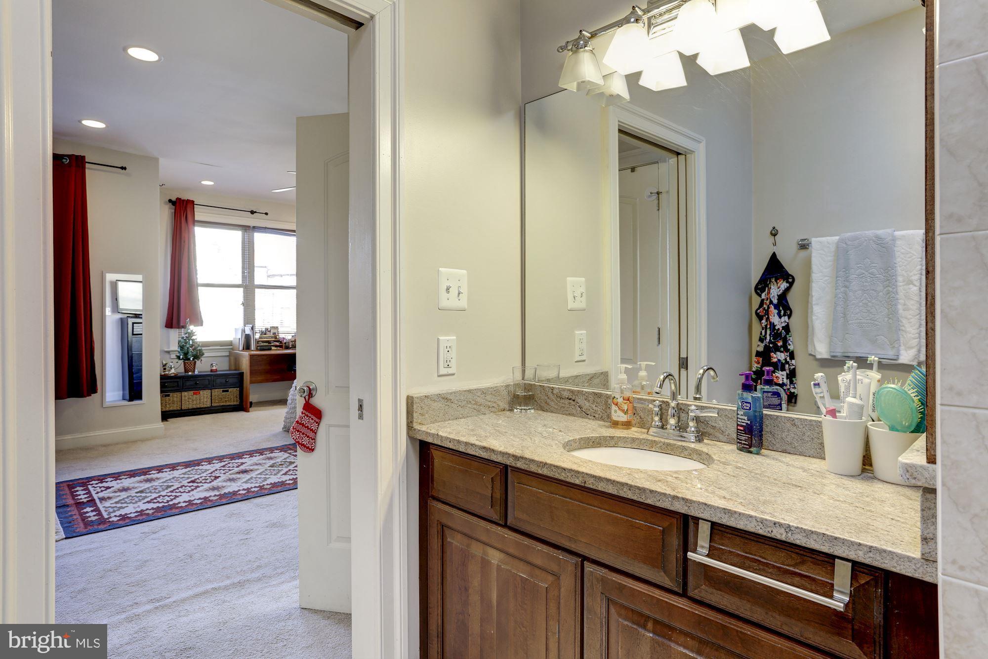 1342 Harvard Street Northwest Washington, DC 20009 - Photo 17 of 48