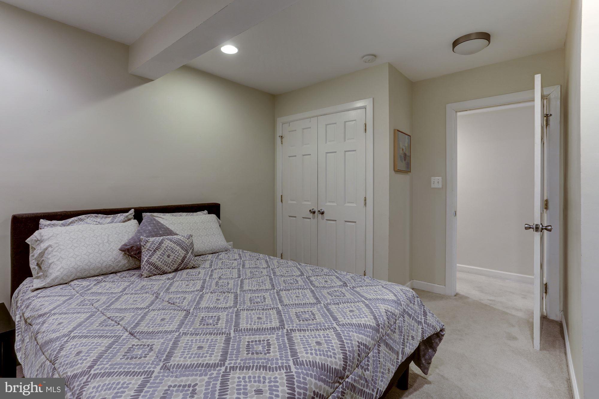 1342 Harvard Street Northwest Washington, DC 20009 - Photo 30 of 48