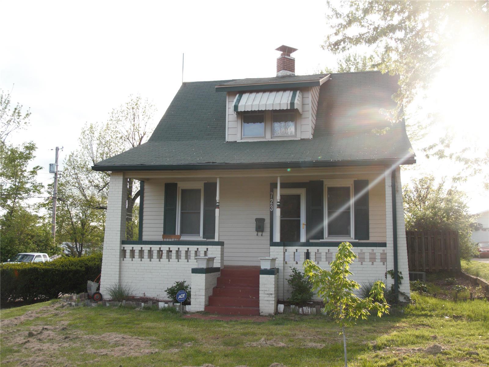 723 North Florissant Road St. Louis, MO 63135 - Photo 1 of 25 Gallery Image 1