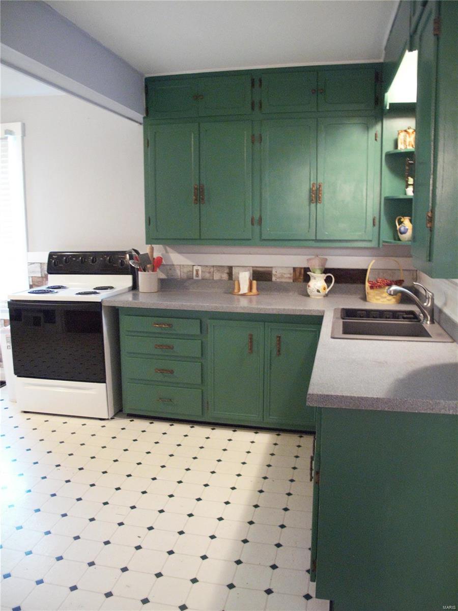 723 North Florissant Road St. Louis, MO 63135 - Photo 14 of 25 Gallery Image 14