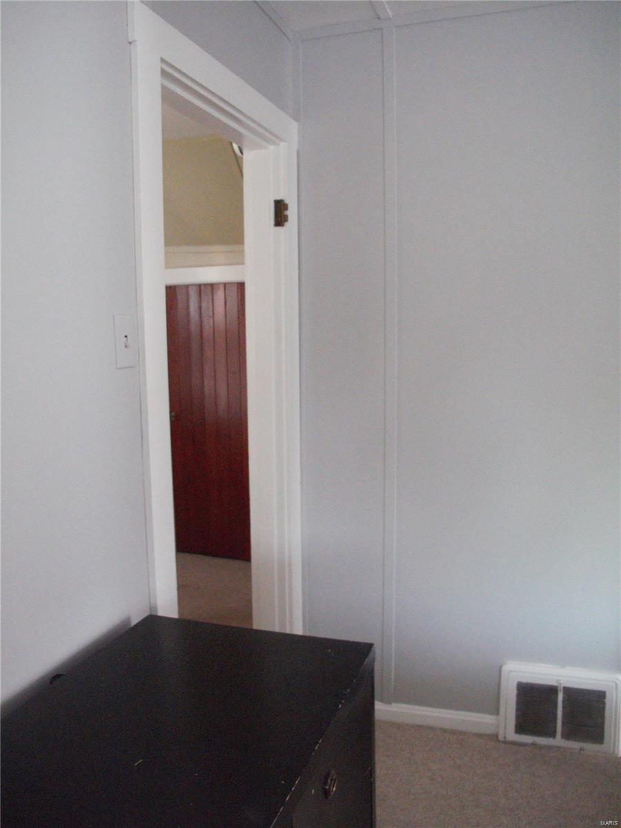 723 North Florissant Road St. Louis, MO 63135 - Photo 16 of 25 Gallery Image 16