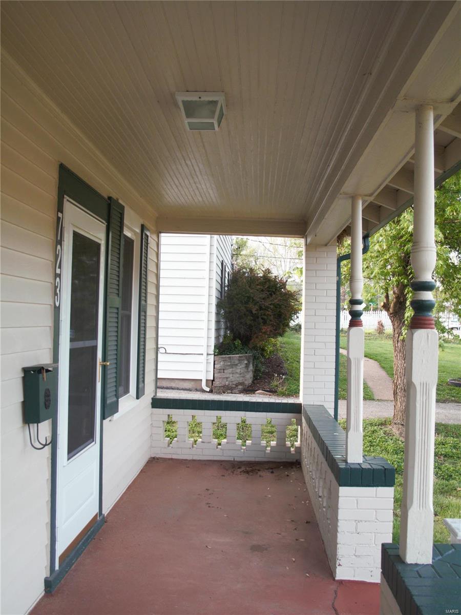 723 North Florissant Road St. Louis, MO 63135 - Photo 5 of 25 Gallery Image 5