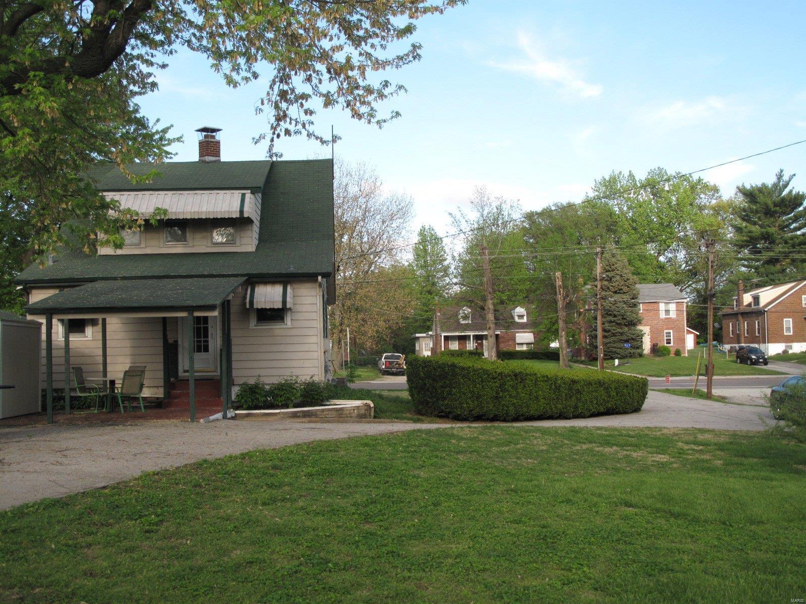 723 North Florissant Road St. Louis, MO 63135 - Photo 6 of 25 Gallery Image 6