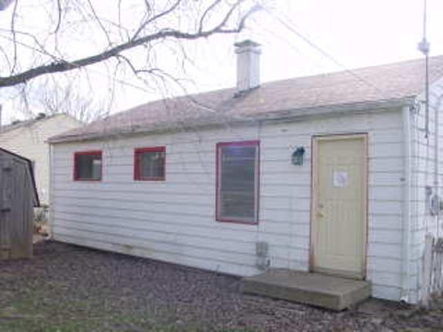 1874 Bauer Road Indianapolis, IN 46218 - Photo 2 of 6 Gallery Image 2