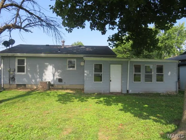 $59,900 | 3140 Aubrey Avenue, Granite City, IL 62040