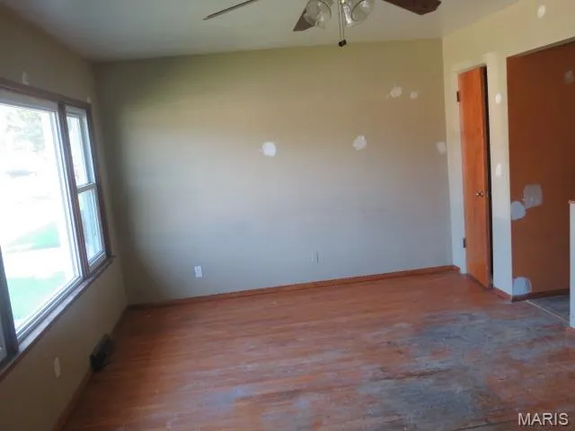 $59,900 | 3140 Aubrey Avenue, Granite City, IL 62040