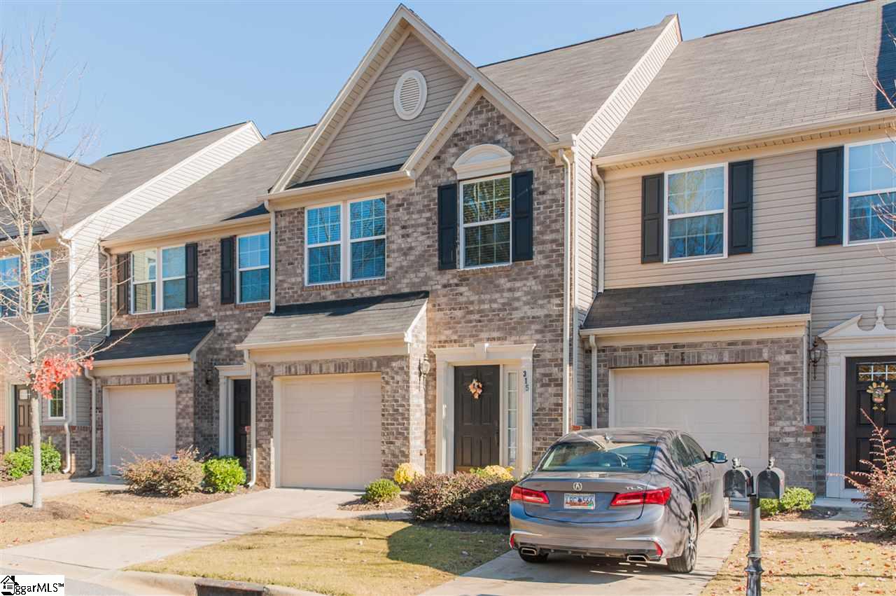 315 Christiane Way Greenville, SC 29607 - Photo 2 of 29 Gallery Image 2