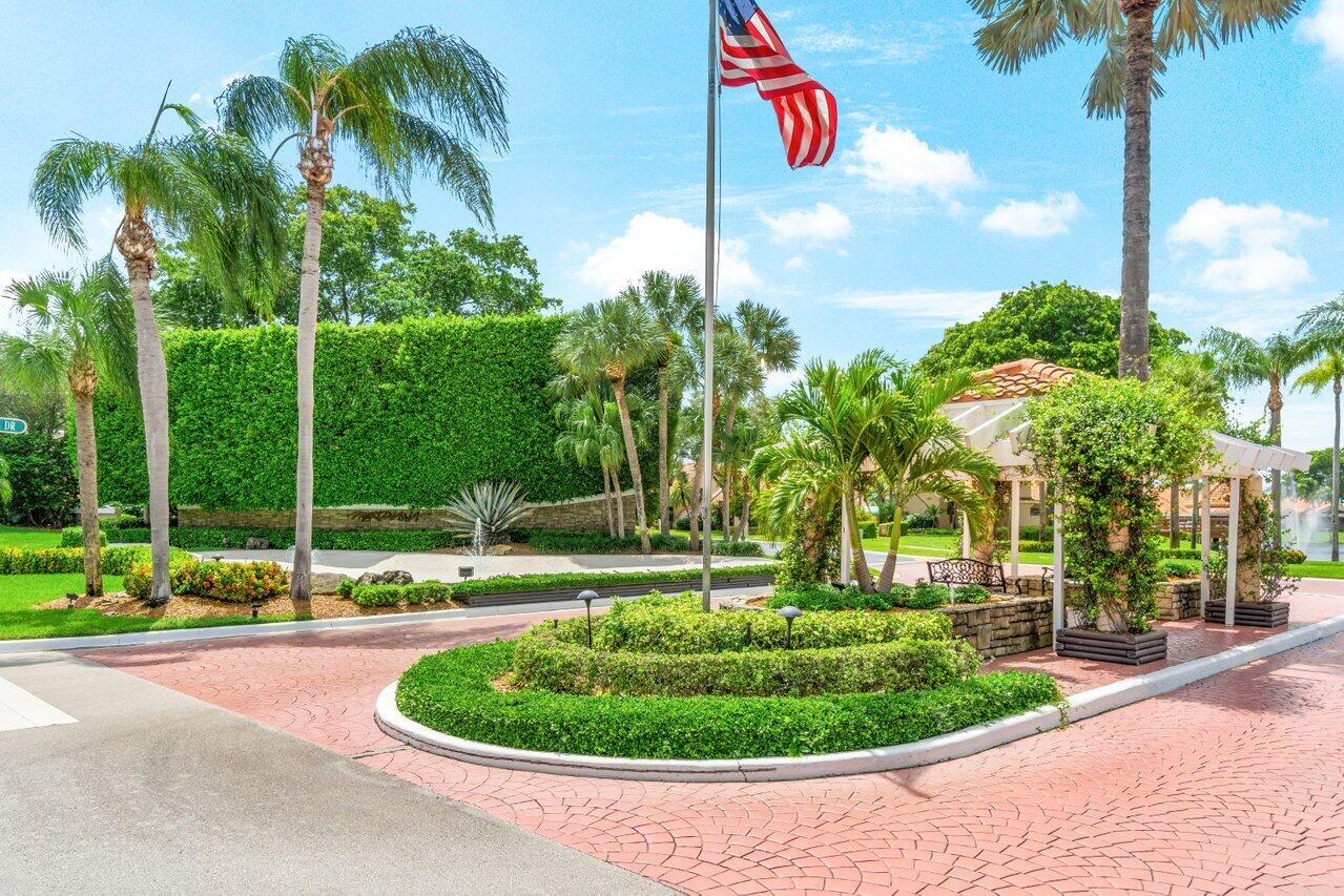 22635 Meridiana Drive Boca Raton, FL 33433 - Photo 29 of 38 Meridiana