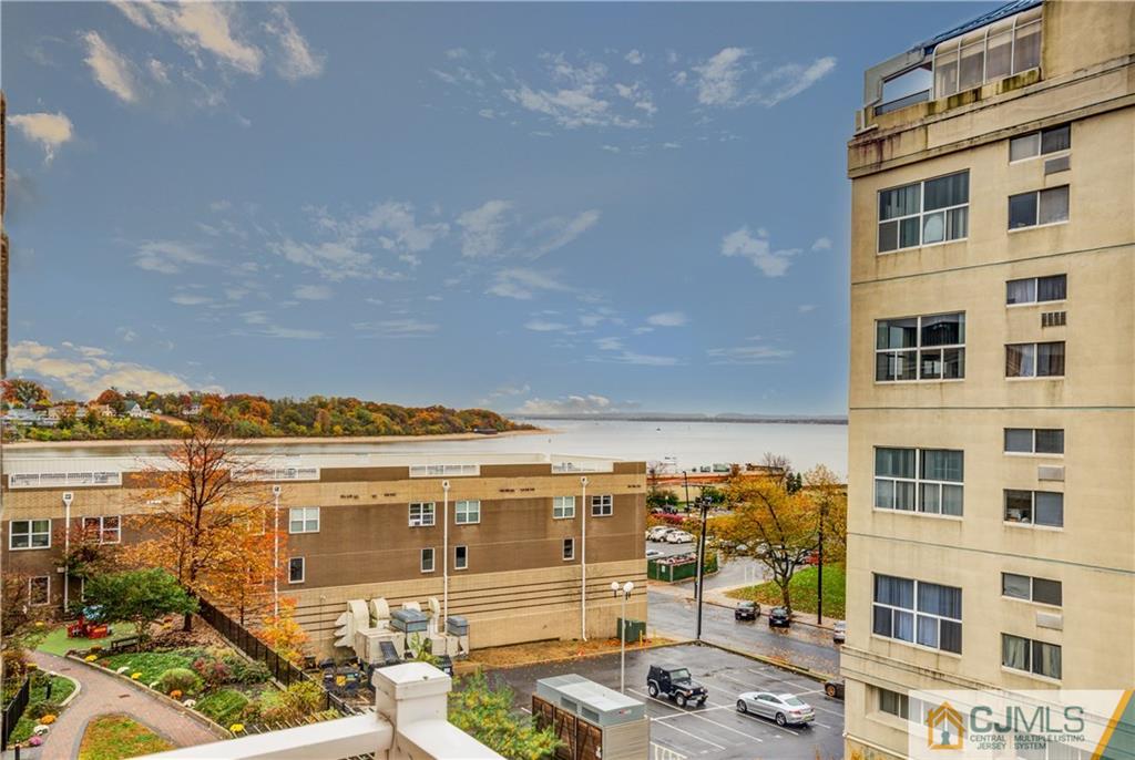 358 Rector Street, Unit 607 Perth Amboy, NJ 08861 - Photo 25 of 25 a view of a balcony with city view