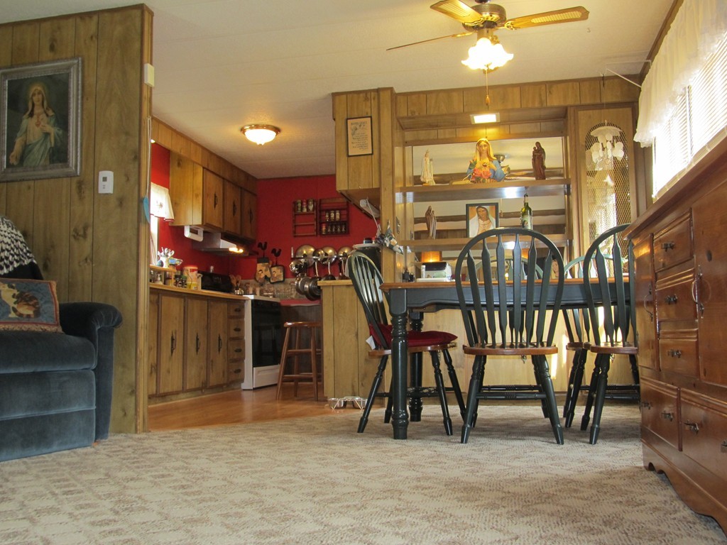 5 Eastbridge Road Taunton, MA 02780 - Photo 6 of 25 Gallery Image 6