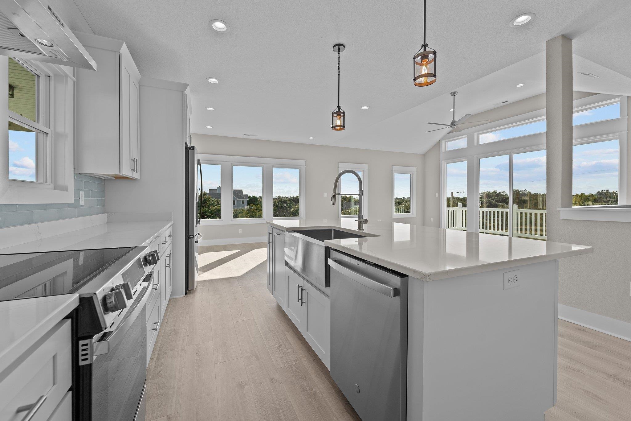 2201 Ocean Pearl Road, Unit 12 Corolla, NC 27927 - Photo 3 of 39 kitchen