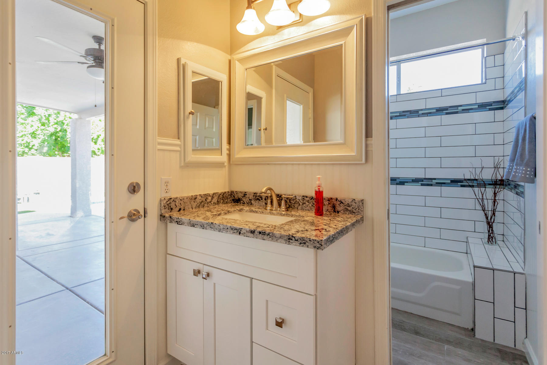 3346 East Utopia Road Phoenix, AZ 85050 - Photo 16 of 25 Guest Bath