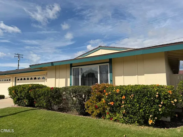 $669,900 | 257 East Garden Green, Port Hueneme, CA 93041