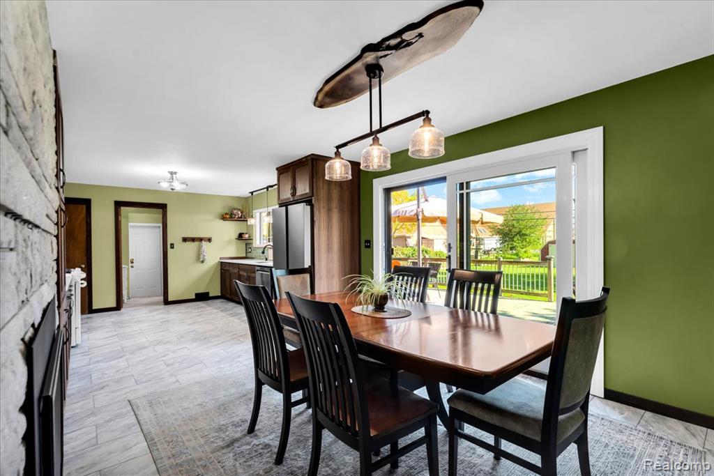 26215 Allen Road Woodhaven, MI 48183 - Photo 18 of 55 Gallery Image 18
