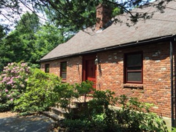 435 Linebrook Road Ipswich, MA 01938 - Photo 2 of 16