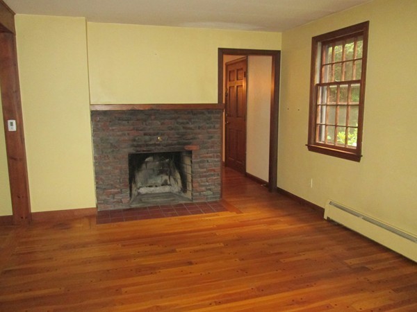 435 Linebrook Road Ipswich, MA 01938 - Photo 8 of 16