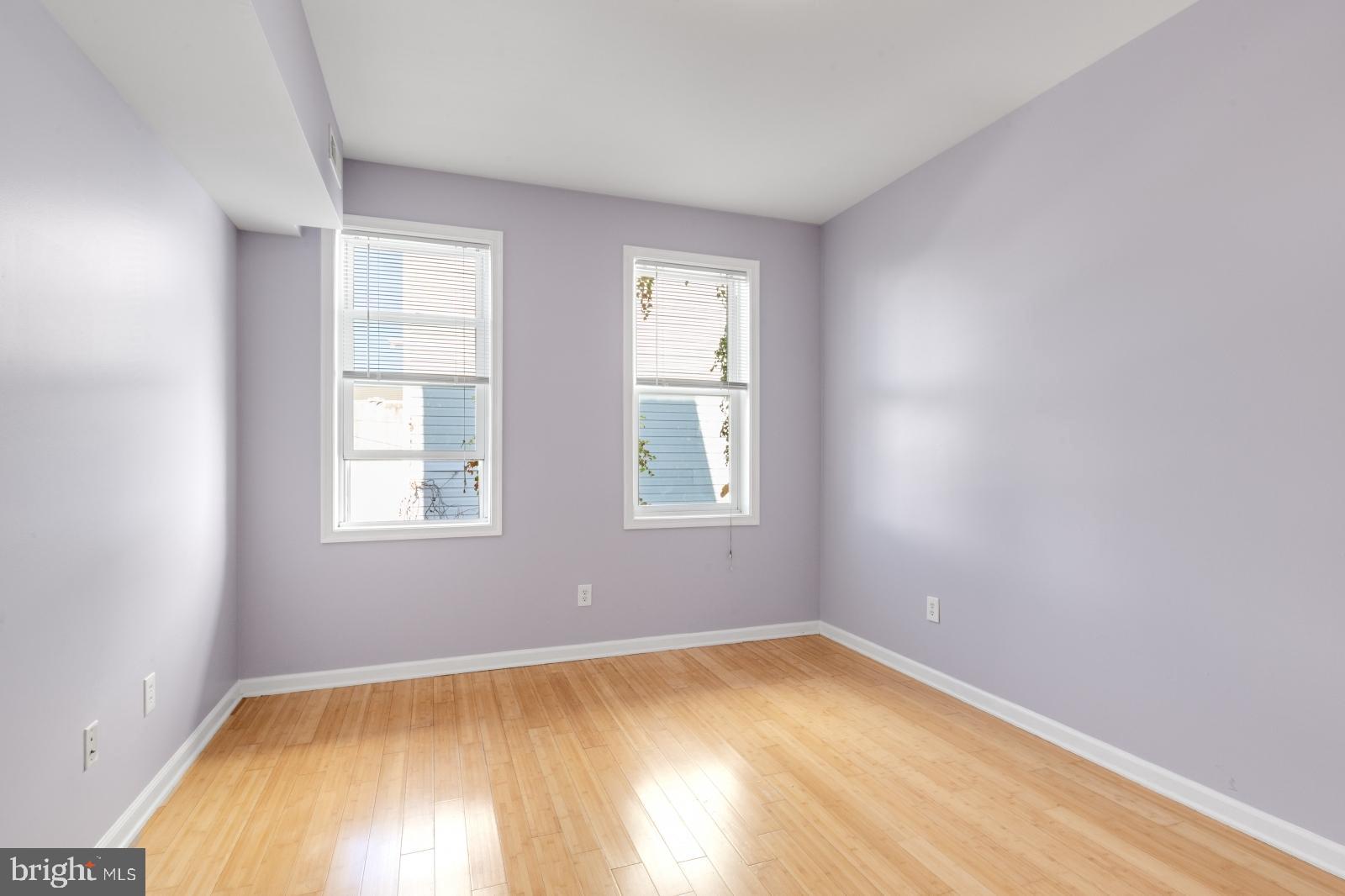 2476 Emerald Street Philadelphia, PA 19125 - Photo 12 of 29