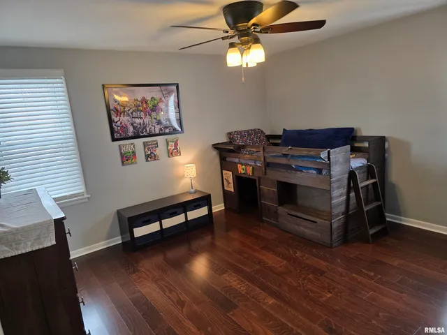 $259,900 | 922 Birchwood Drive, Washington, IL 61571