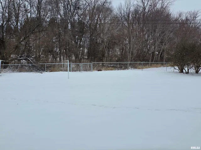 $259,900 | 922 Birchwood Drive, Washington, IL 61571