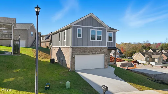 $498,500 | 1809 Topsail Court, Kingsport, TN 37664