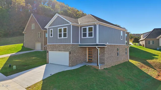 $498,500 | 1809 Topsail Court, Kingsport, TN 37664