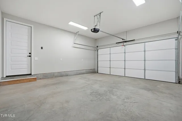 $498,500 | 1809 Topsail Court, Kingsport, TN 37664