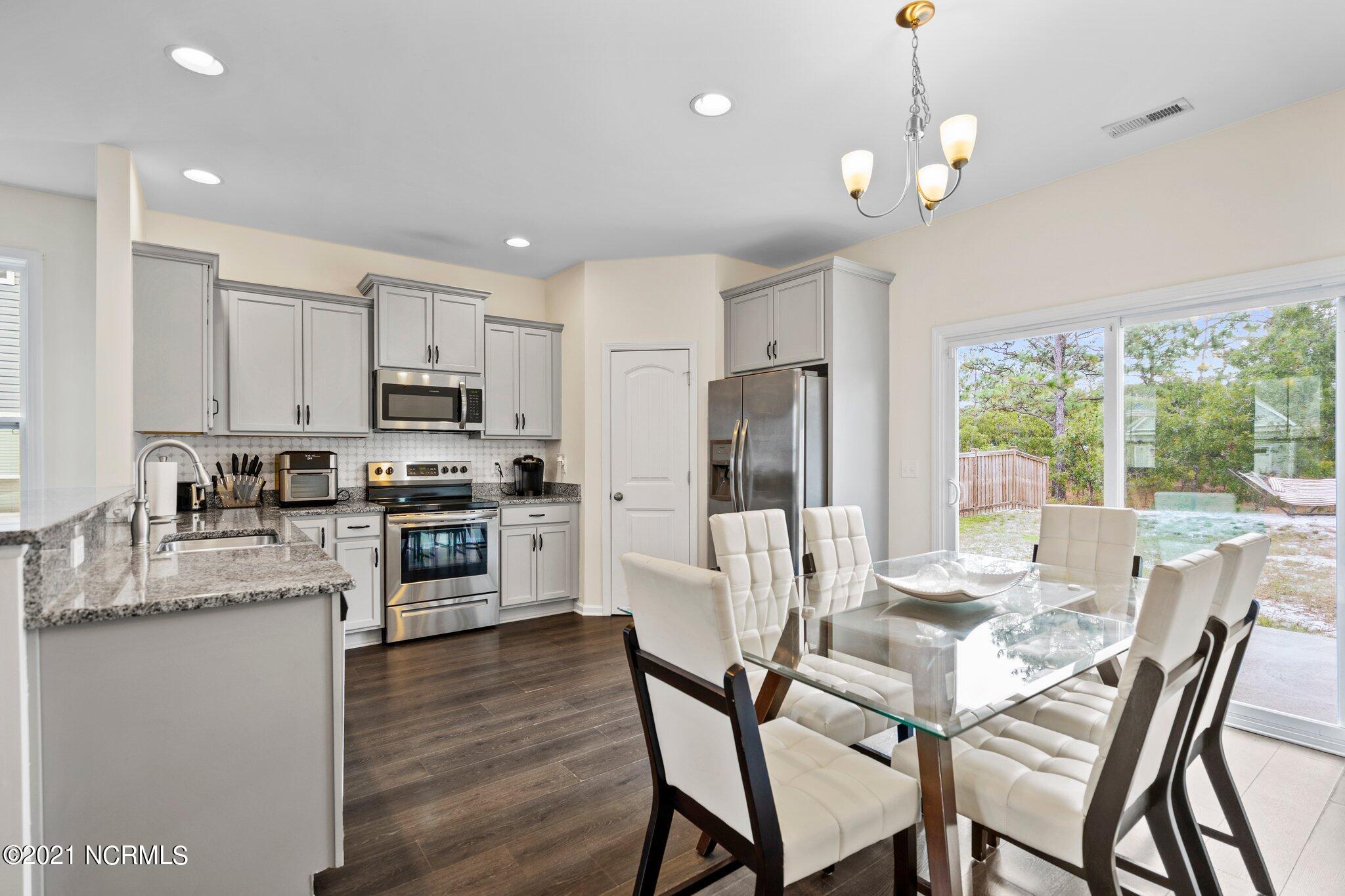 469 Lehigh Road Wilmington, NC 28412 - Photo 9 of 43 34-web-or-mls-DSC07993