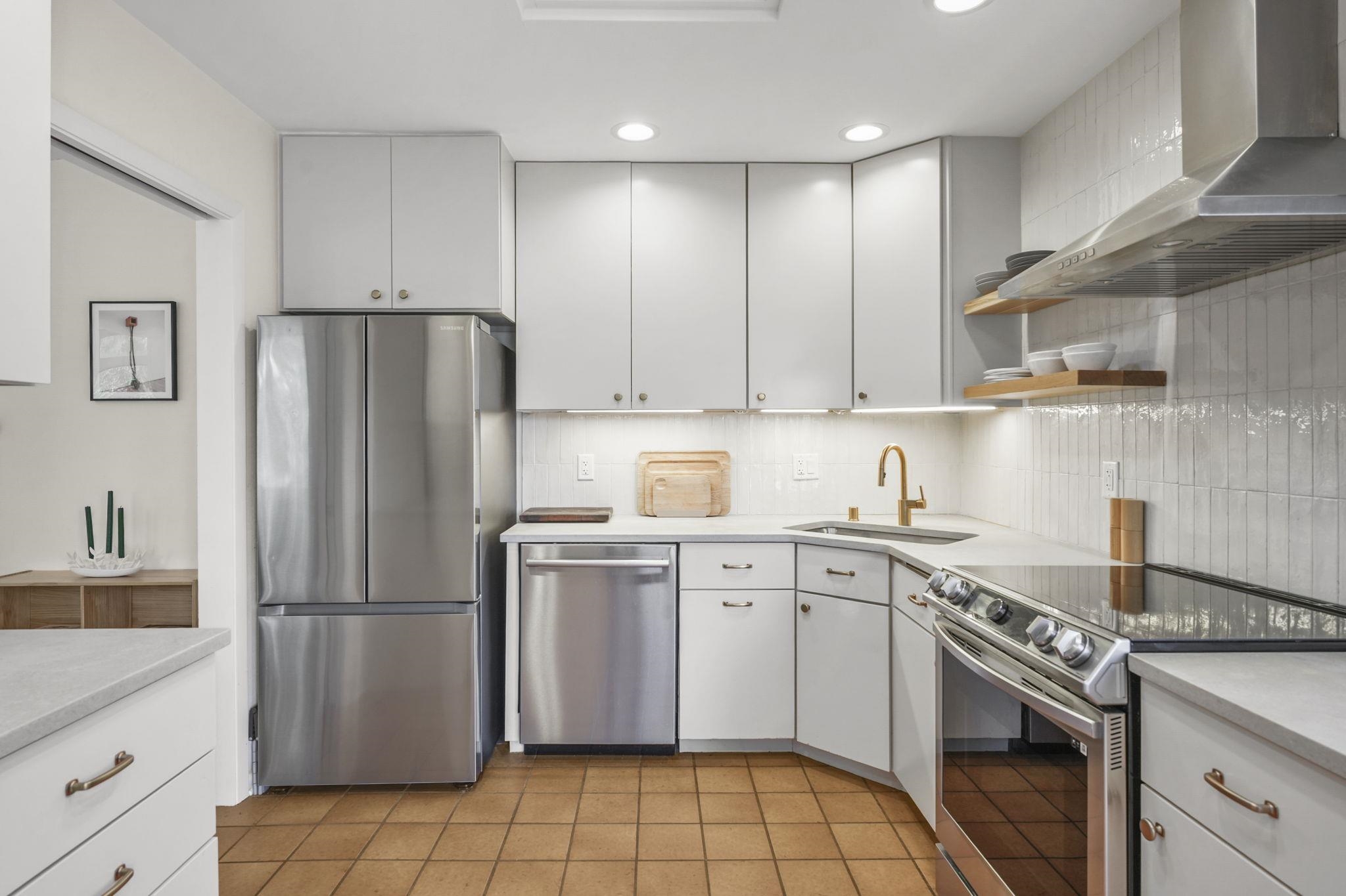 5706 Anchorage Avenue Madison, WI 53705 - Photo 11 of 65