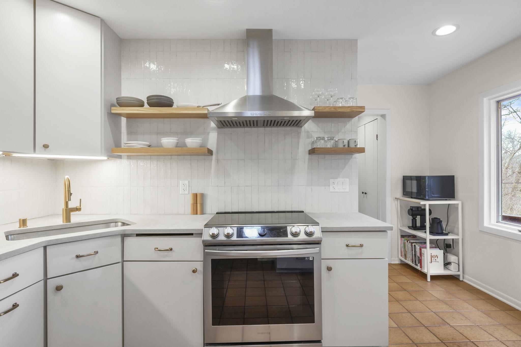 5706 Anchorage Avenue Madison, WI 53705 - Photo 15 of 65