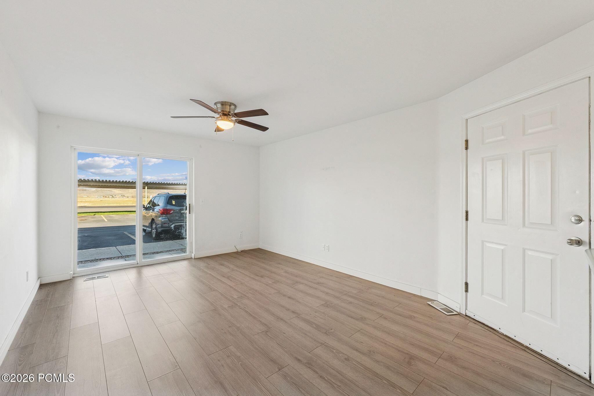 595 South Main Street, Unit 18 Kamas, UT 84036 - Photo 3 of 30