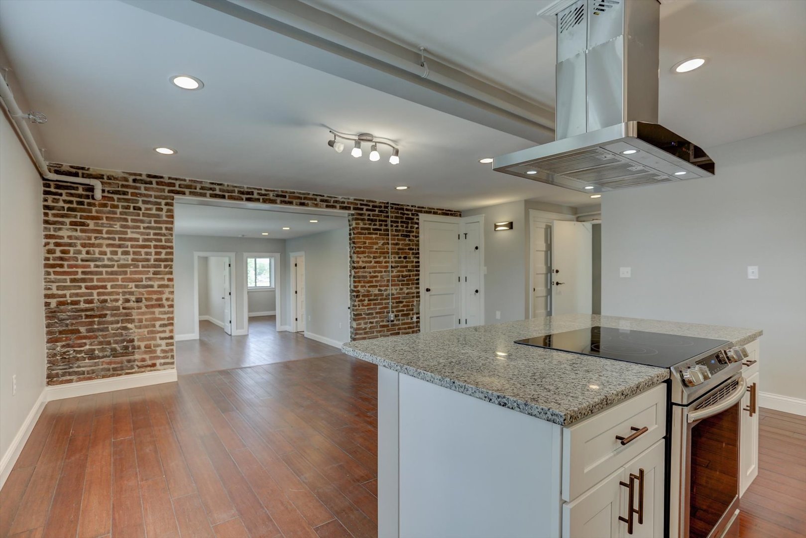 218 West Main Street Urbana, IL 61801 - Photo 47 of 96