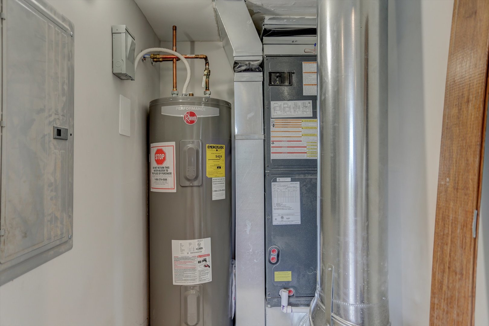 218 West Main Street Urbana, IL 61801 - Photo 59 of 96 a utility room with dryer and washer
