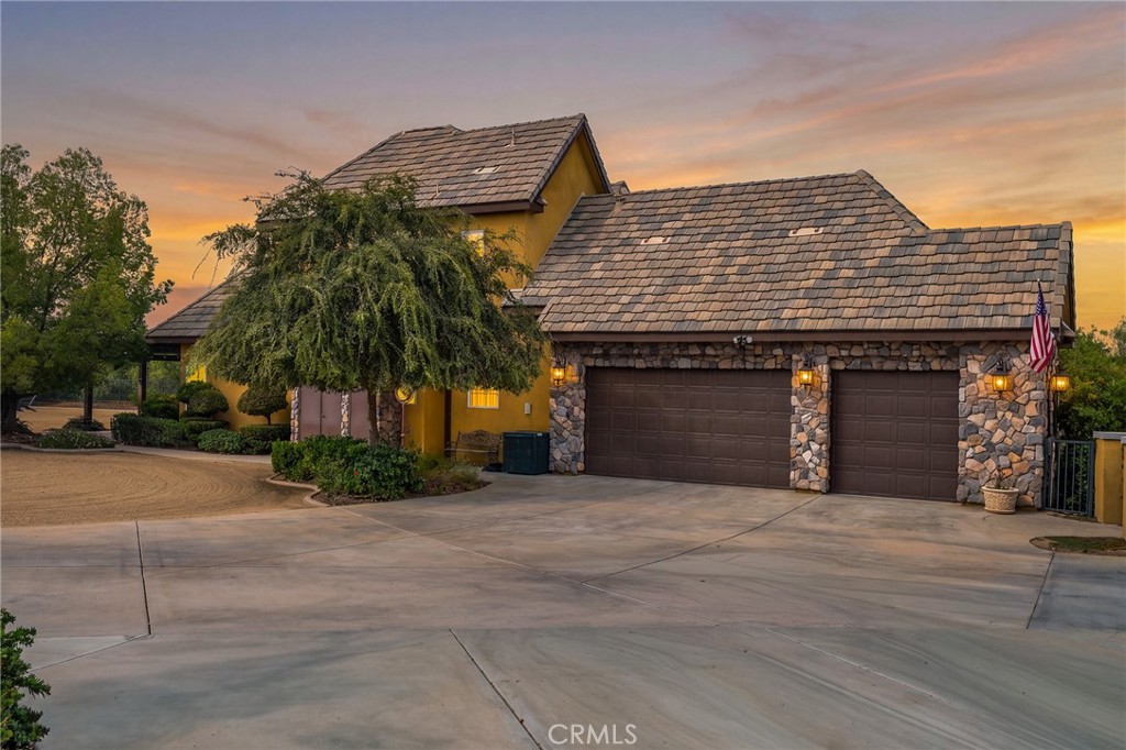 14787 Wood Riverside, CA 92508 - Photo 42 of 68 Main Residence: 3 Car Garage (AI enhanced)