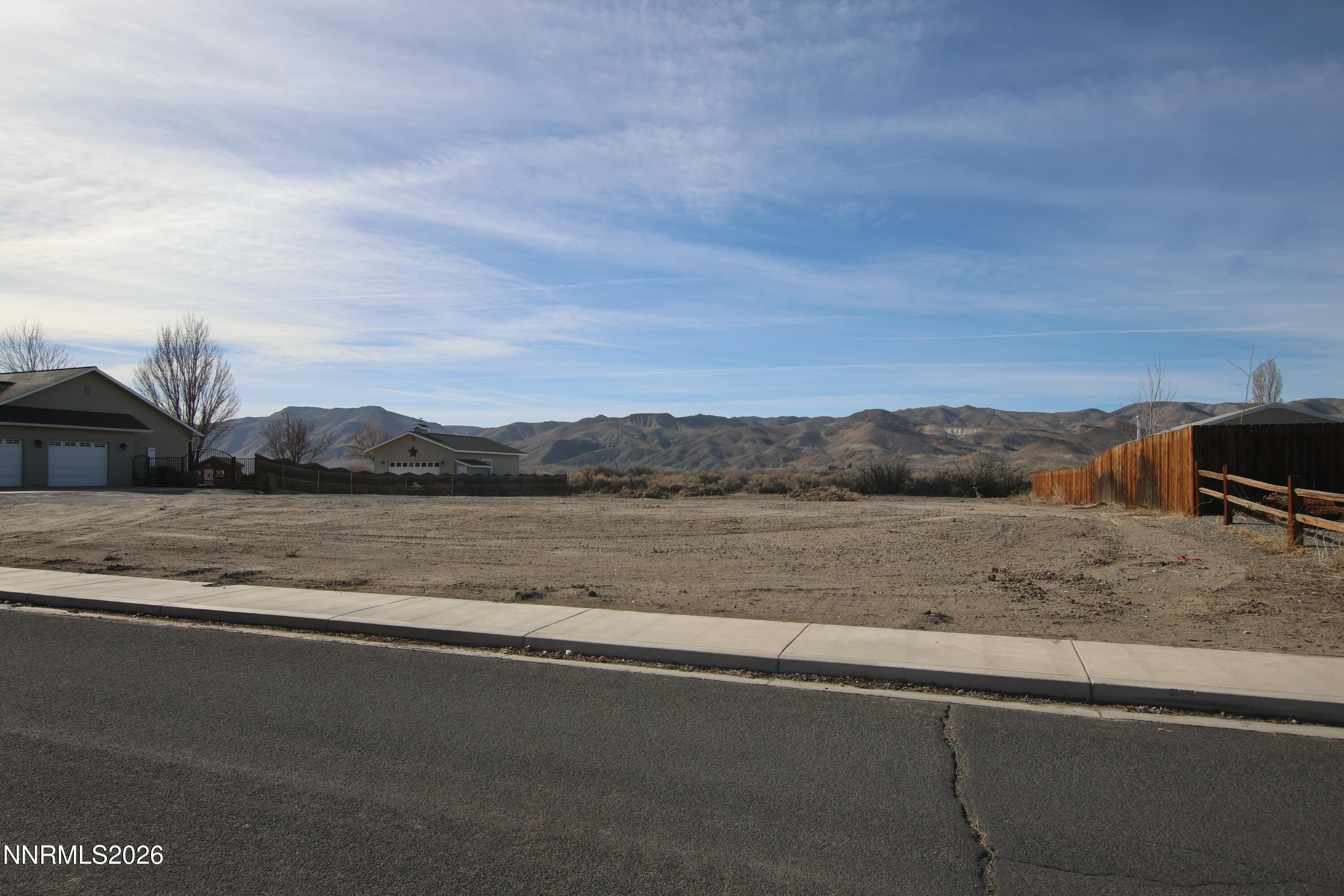 21 Jacobs Road Yerington, NV 89447 - Photo 2 of 2 a view of beach and ocean
