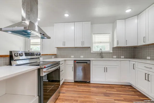 $1,900 | 150 Windsor Drive, San Antonio, TX 78228