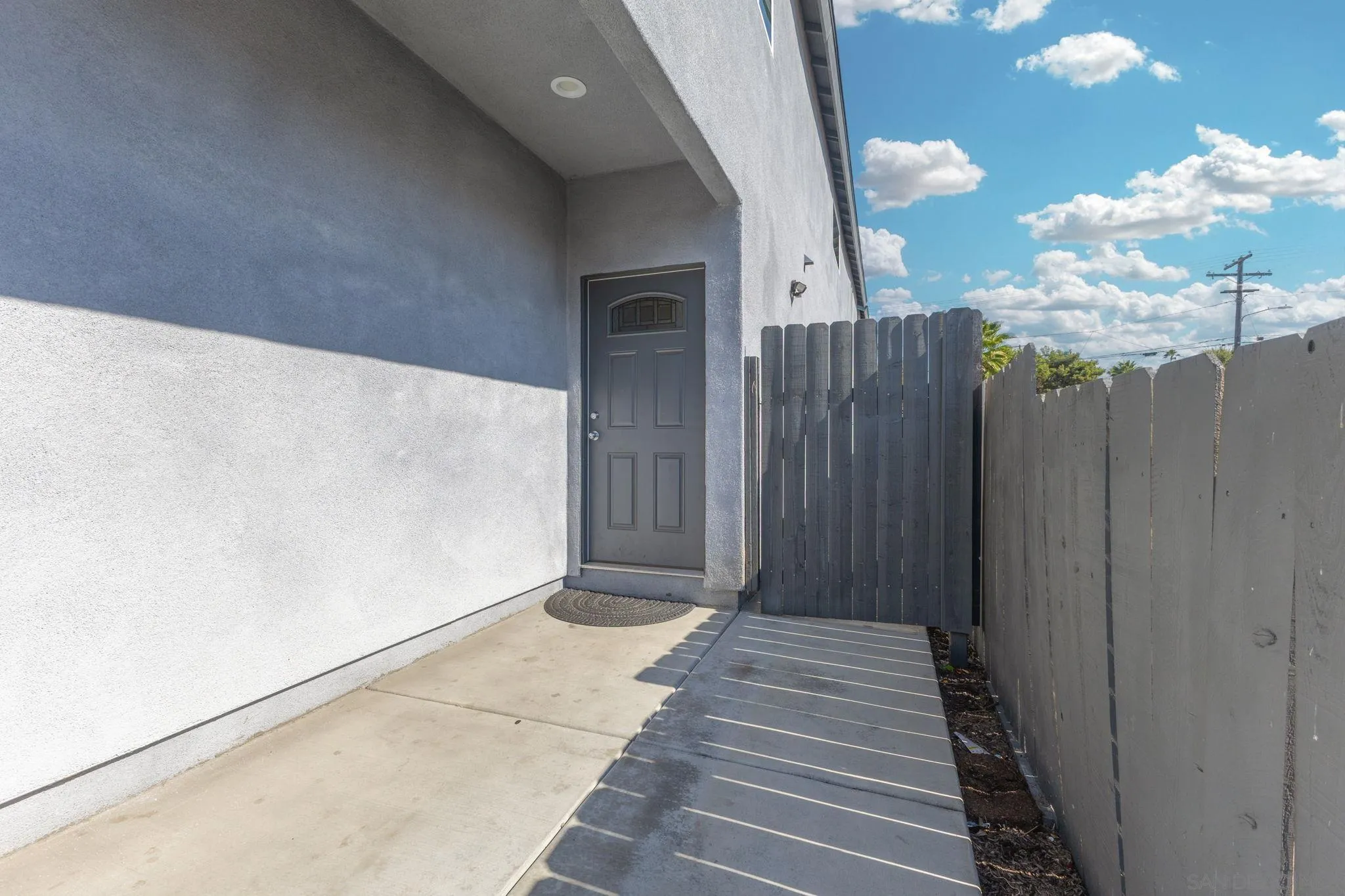 903 Concepcion Avenue Spring Valley, CA 91977 - Photo 14 of 69 a view of a hallway with wooden floor