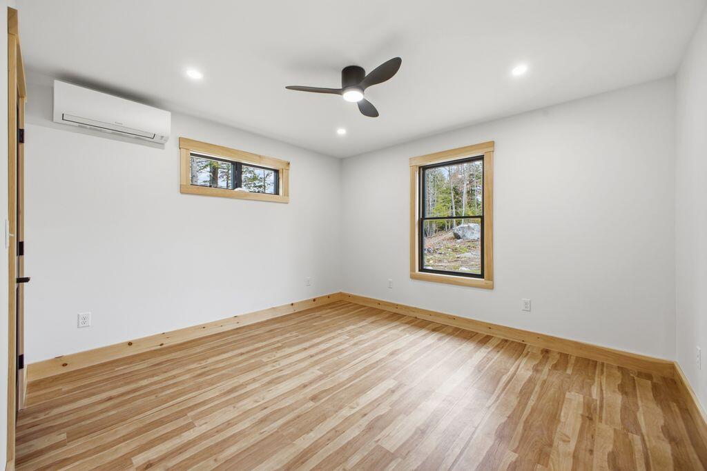 68 East Point Way Norway, ME 04268 - Photo 19 of 44 21__V5A2013