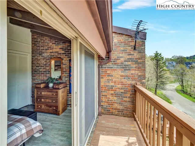 $389,900 | 104 Snow Plow Lane, Unit 2, Beech Mountain, NC 28604
