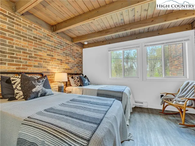 $389,900 | 104 Snow Plow Lane, Unit 2, Beech Mountain, NC 28604