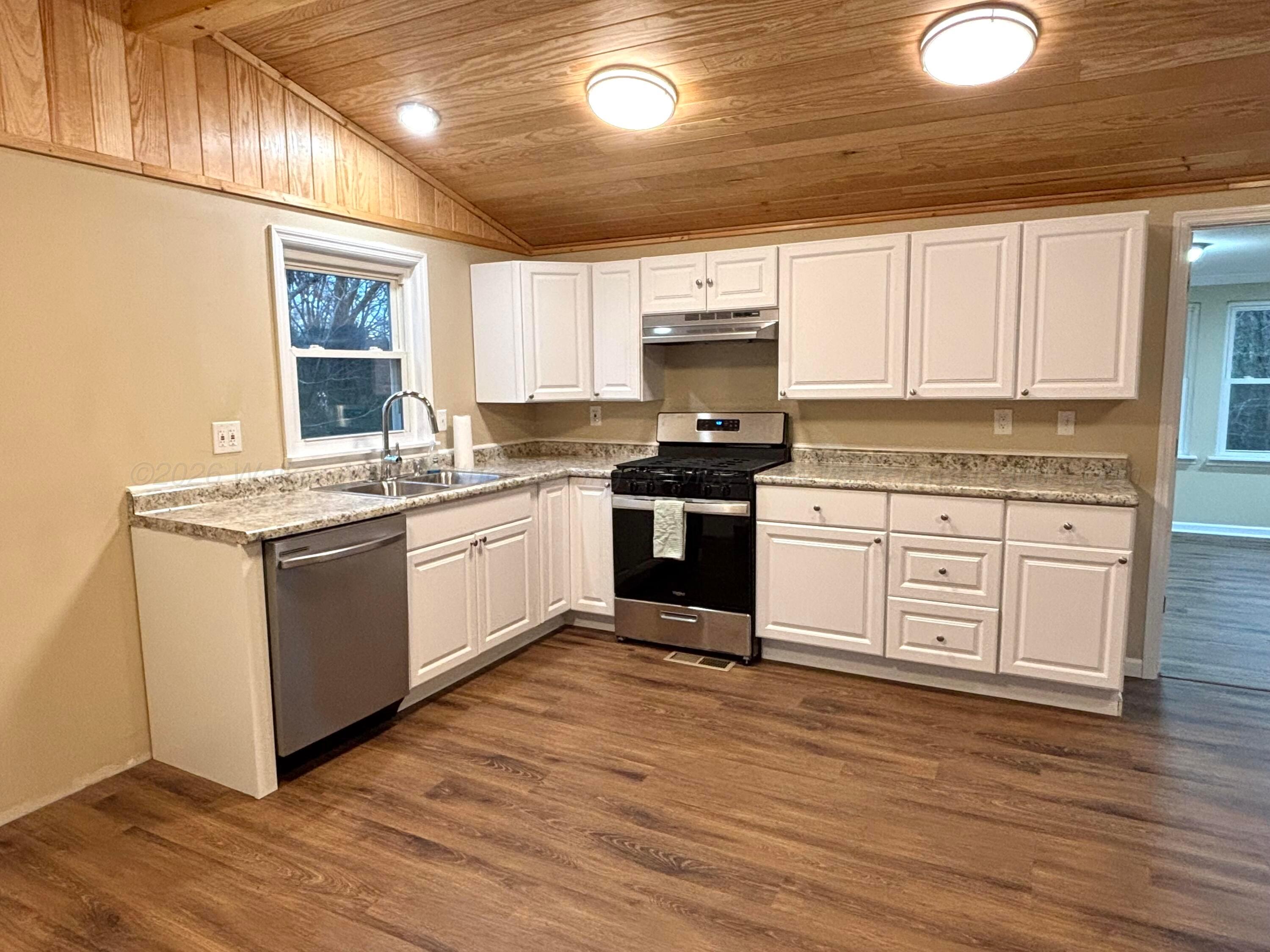 5836 Kilgore Church Road Dora, AL 35062 - Photo 8 of 30 kitchen