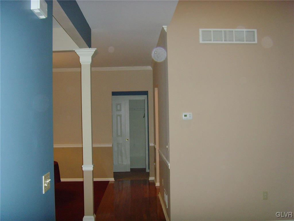 1361 Fox Ridge Easton, PA 18040 - Photo 11 of 25 Gallery Image 11