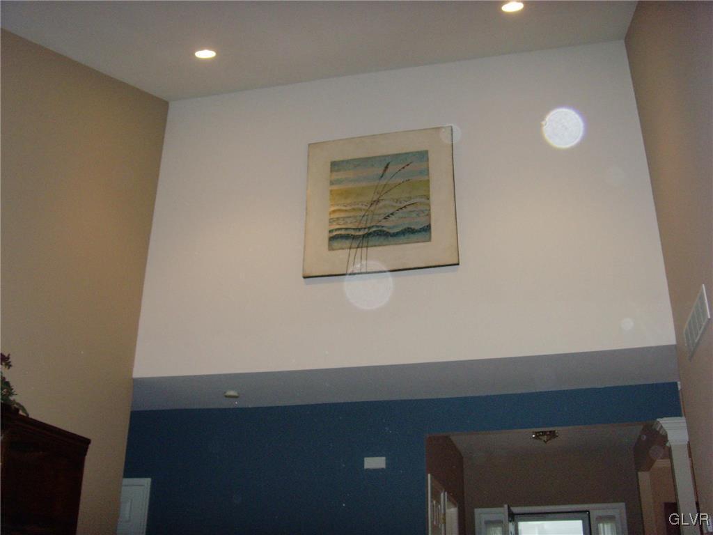 1361 Fox Ridge Easton, PA 18040 - Photo 12 of 25 Gallery Image 12