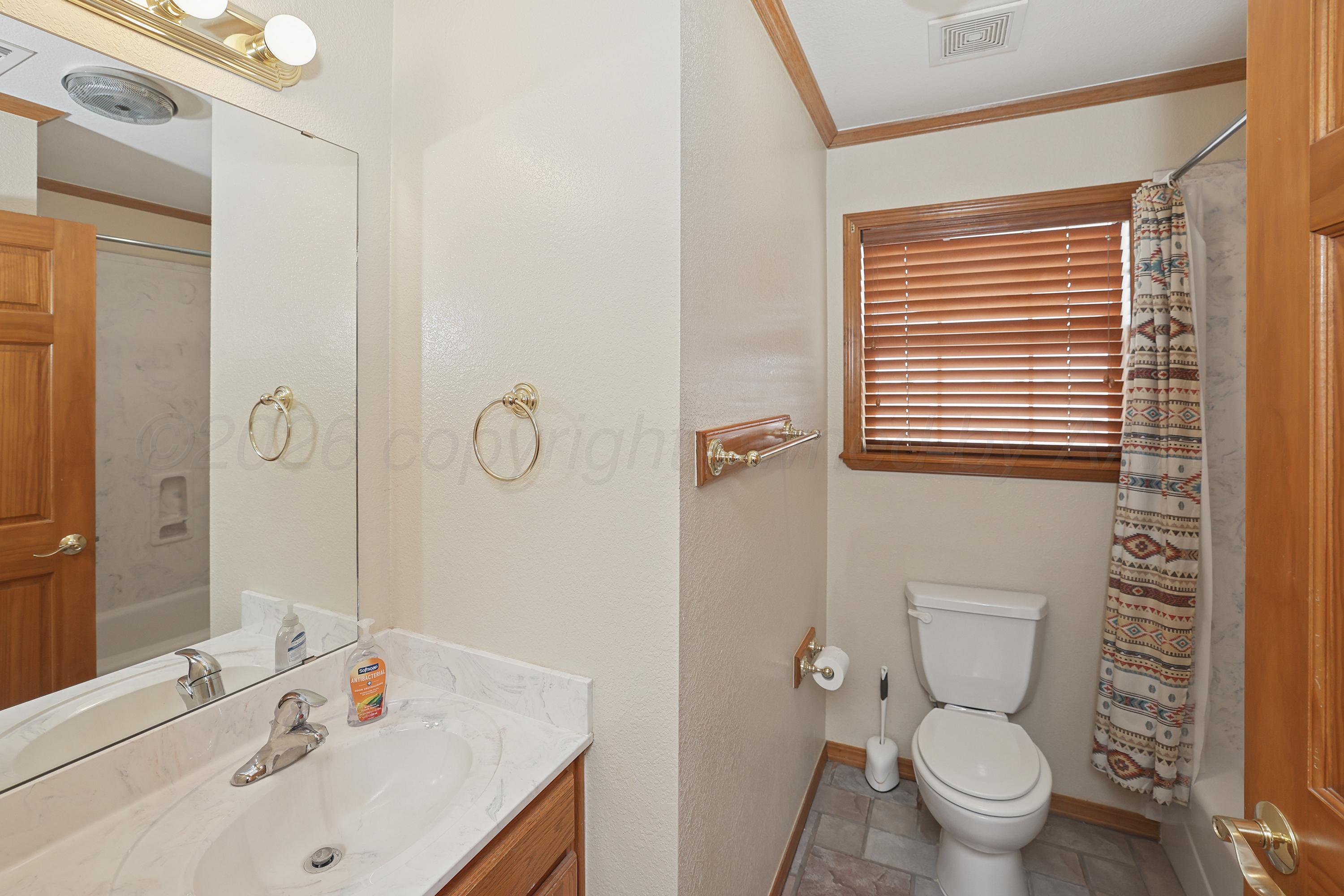 474 West Plantation Road Amarillo, TX 79118 - Photo 25 of 43 27-Bathroom