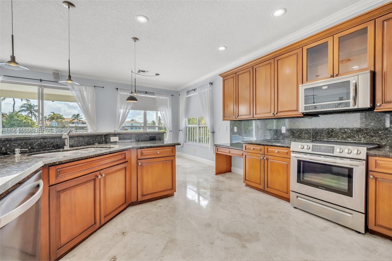 12738 Maypan Drive Boca Raton, FL 33428 - Photo 11 of 38 Photo 11