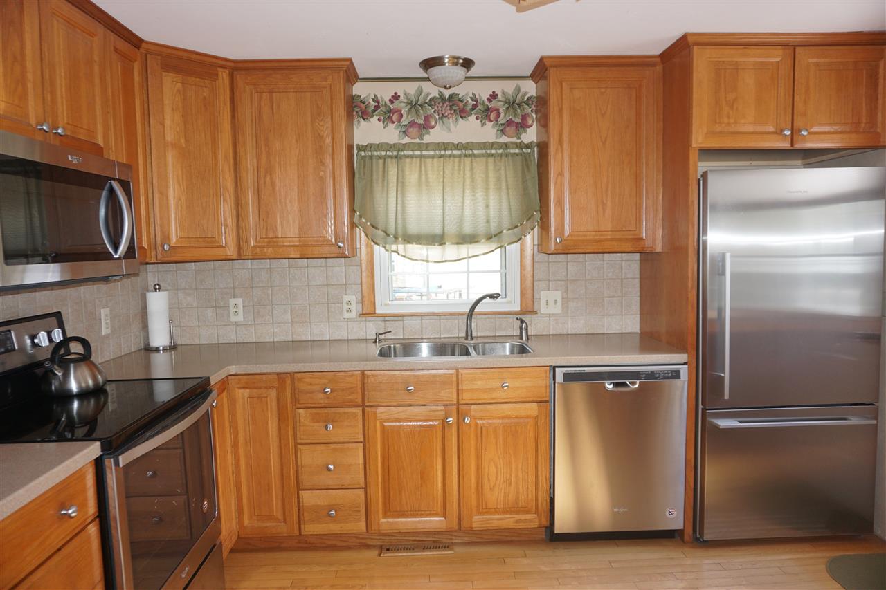 390 Main Dunstable Road Nashua, NH 03062 - Photo 12 of 35