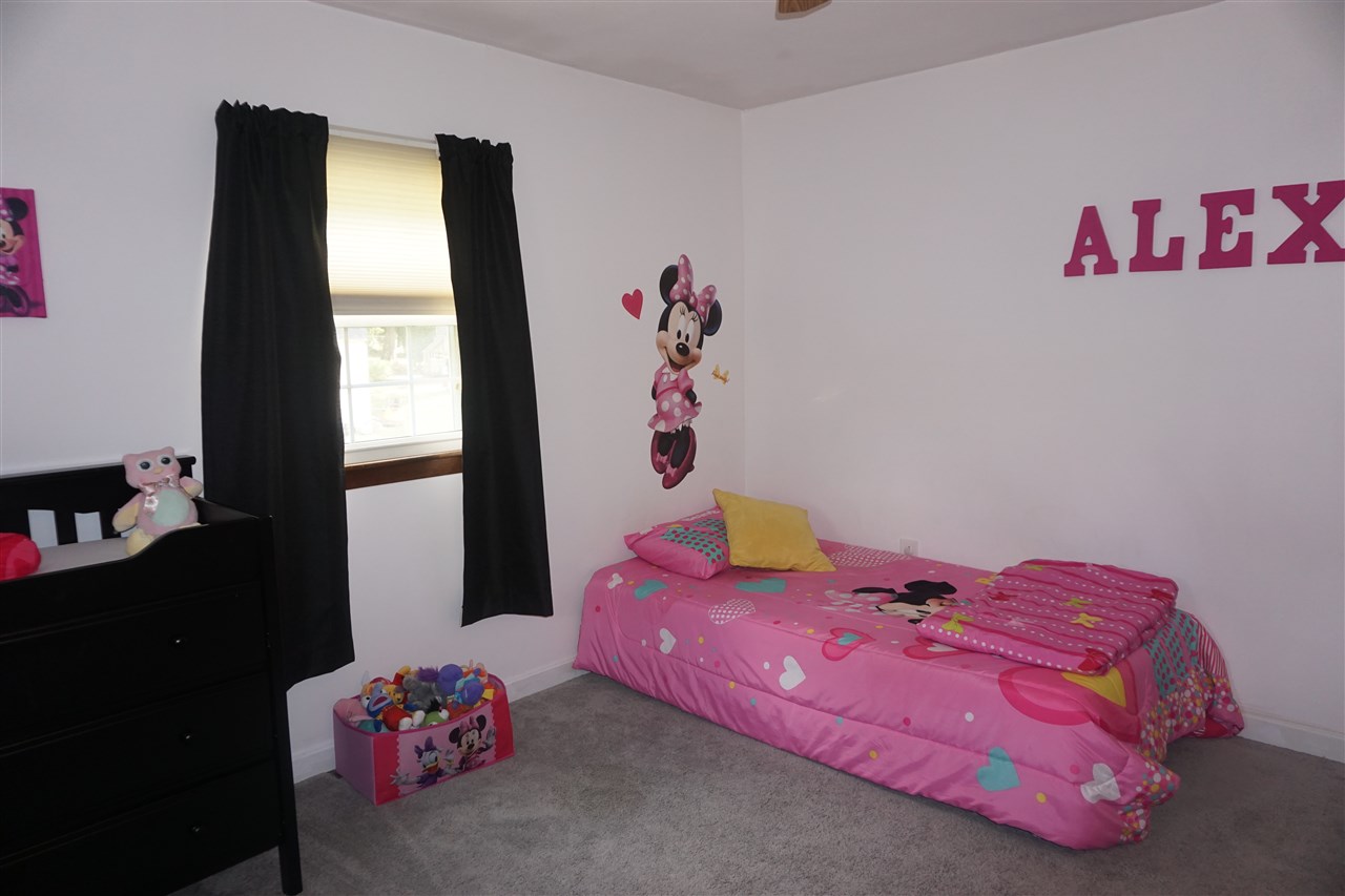 390 Main Dunstable Road Nashua, NH 03062 - Photo 20 of 35